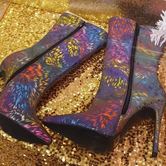 Glam Boots - Picture 4 of 4